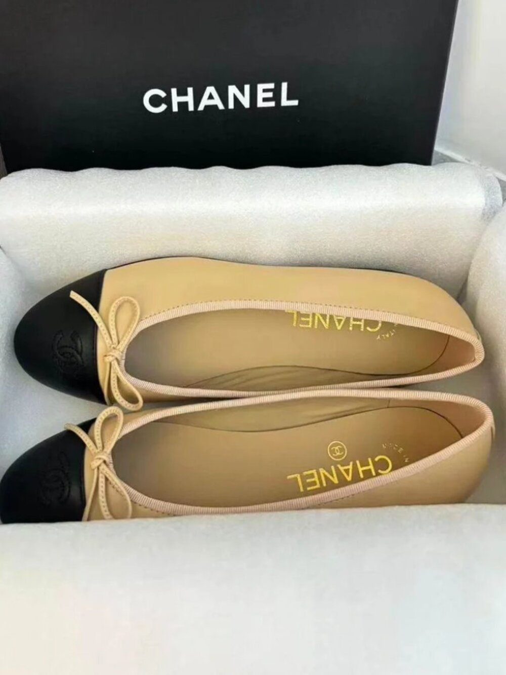 Chanel Beige Black Two‑Tone CC Logo Bow Ballet Flats